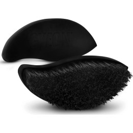 GYEON Q²M TireBrush — химически стойкая щётка для очистки шин